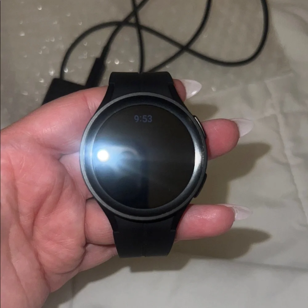 Samsung Galaxy 45MM Black Smartwatch with LTE and GPS with 20mm rubber strap